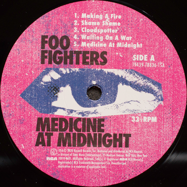Foo Fighters - Medicine At Midnight