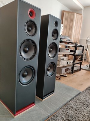 Stenheim Alumine THREE