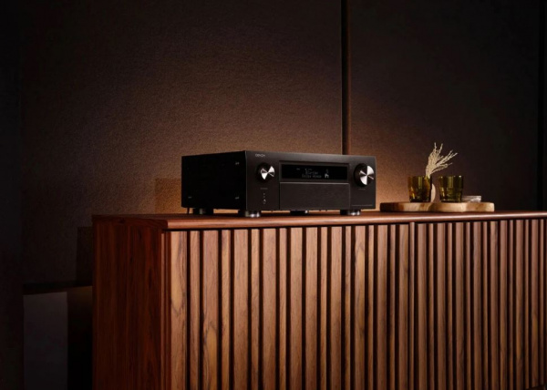 AV-ресивер Denon AVC X-6800H