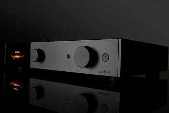 Предварительный усилитель AudioLab 9000Q