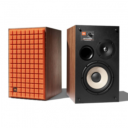 JBL L82