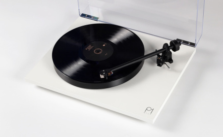 Проигрыватель винила Rega Planar 1 Plus Matt White
