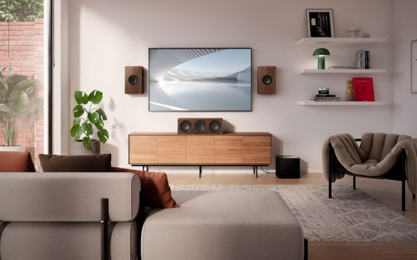Настенная акустика KEF Q4 Meta