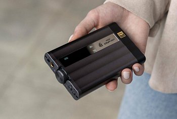 iFi audio xDSD Gryphon
