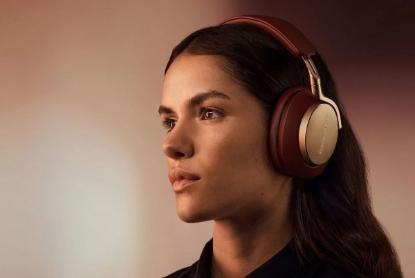 Беспроводные наушники Bowers & Wilkins PX8
