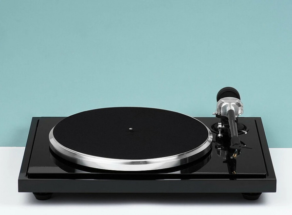 E.A.T. B-Sharp (2M Blue) Piano Black