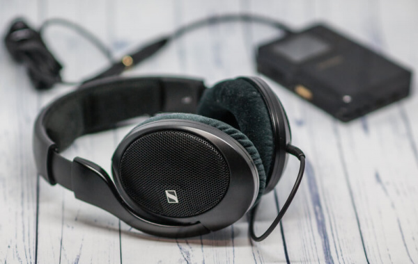 Sennheiser HD 560S