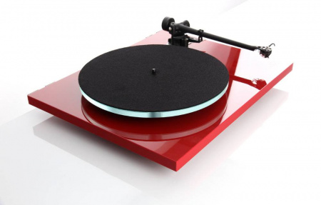 Проигрыватель винила Rega Planar 3 (Nd5) Red