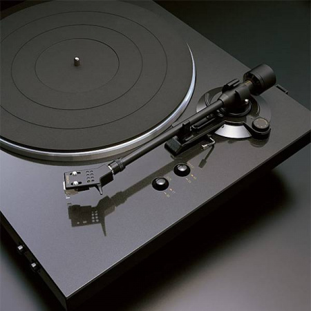 Проигрыватель винила Denon DP-300F Black