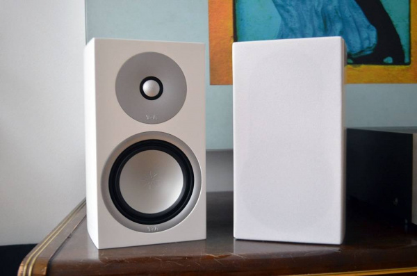 T+A Pulsar Loudspeaker R 20