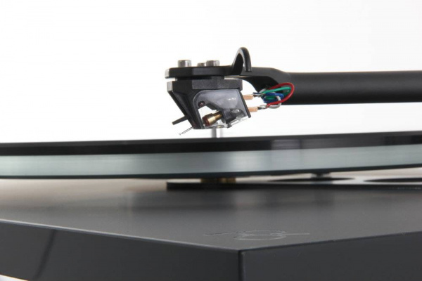 Проигрыватель винила Rega Planar 6 (ANIA PRO) Black