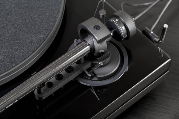 Music Hall MMF 7.3 Piano Black