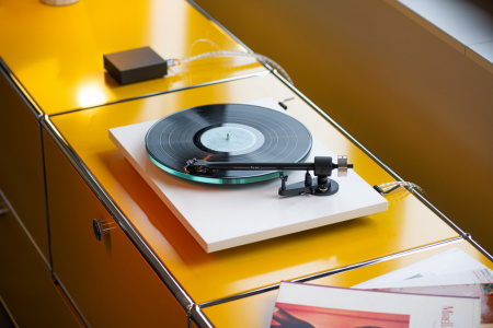 Pro-Ject T2 W