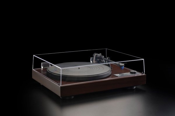 Dual CS 618Q Walnut