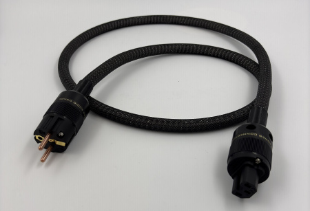 Сетевой кабель NEM серия M215 С13 1,6м