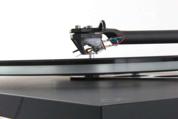 Проигрыватель винила Rega Planar 6 (Nd7) Black