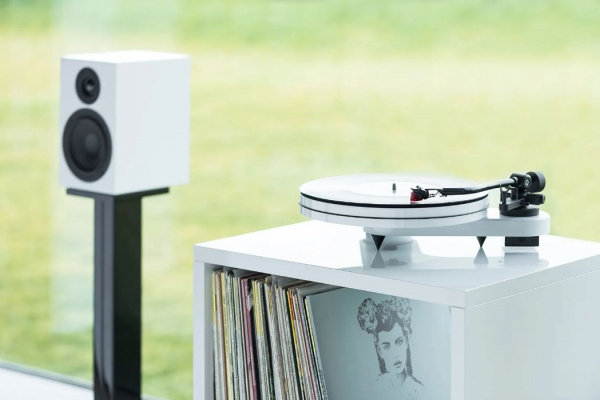 Pro-Ject RPM 1 Carbon