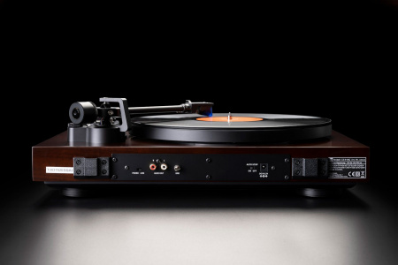 Dual CS 618Q Walnut