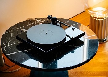 Pro-Ject Debut EVO 2 (Pick It MM EVO)