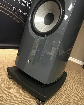 IsoAcoustics GAIA Titan Cronos