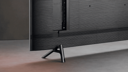 Samsung QE82Q77RAUXRU