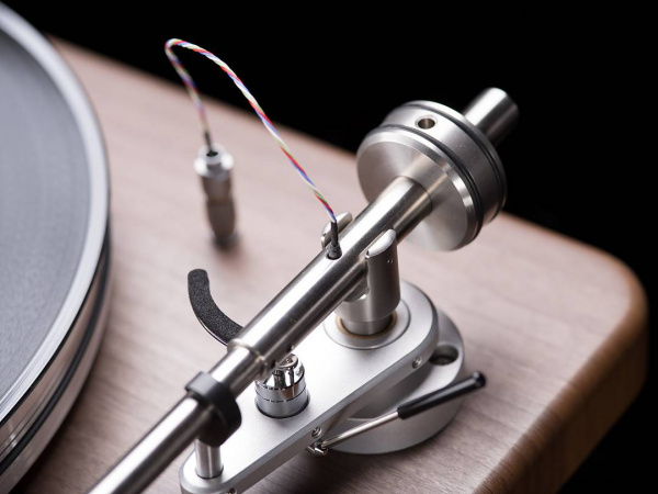 VPI Player Walnut