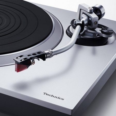 Technics SL-1500C
