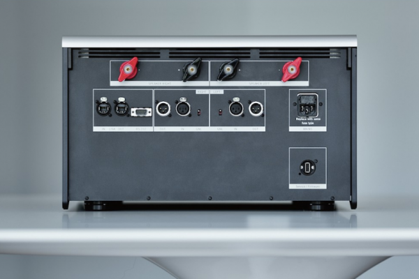 Soulution 511 Stereo Amplifier