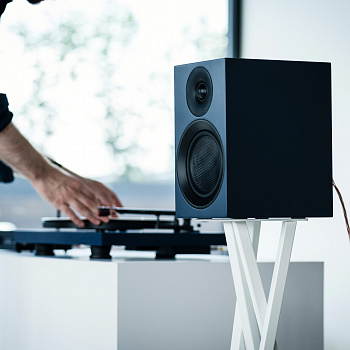 Акустическая система Pro-Ject Speaker Box 5 E Carbon Satin Blue